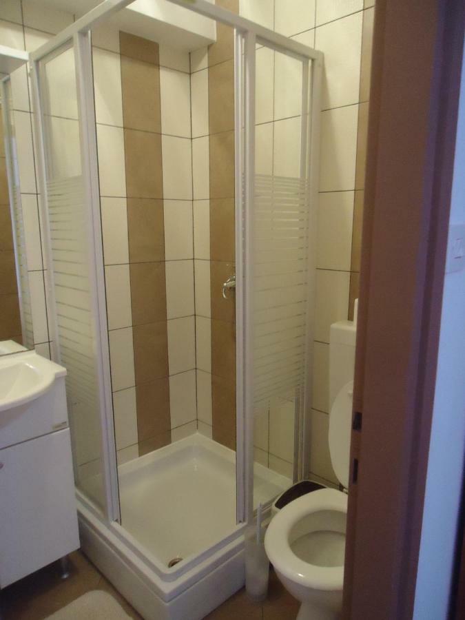Apartmani Tina Jelsa  Exterior photo